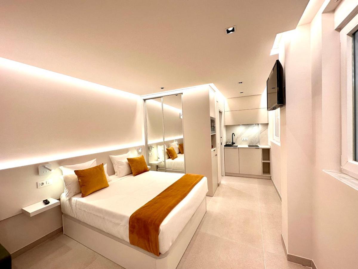 Suite Ron In Marina 2 People Puerto Deportivo เบนัลมาเดนา ภายนอก รูปภาพ